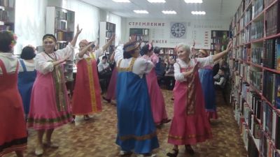 Масленица хороша — широка её душа