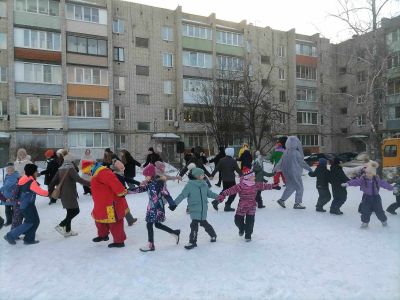 Русская, старинная, румяная да блинная