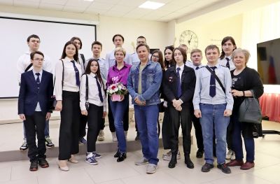 По ту сторону рампы
