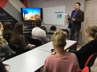Жизнь книги в твоих руках