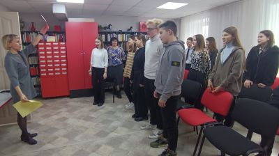 Буду Родине служить