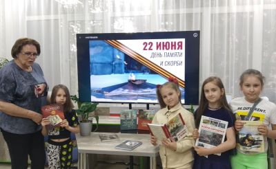 Со школьного бала – в окопы войны