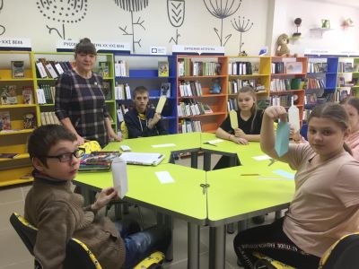 Подарю я галстук папе