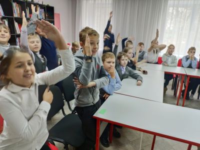 Пушкинские сказки знаем без подсказки