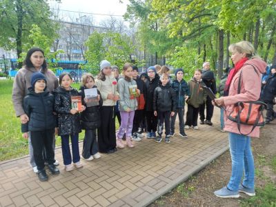 Герои живут рядом