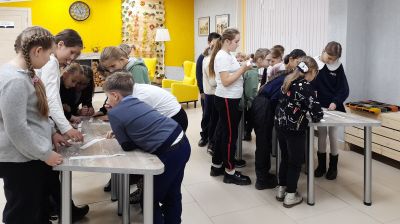 Наш народ единством горд