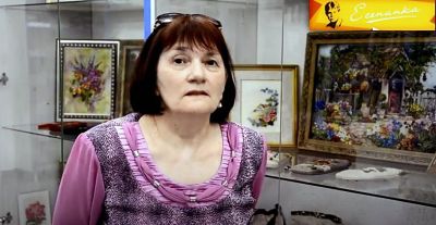 Яркие ленты Анны Поляковой
