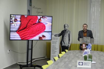 Красота руку греет